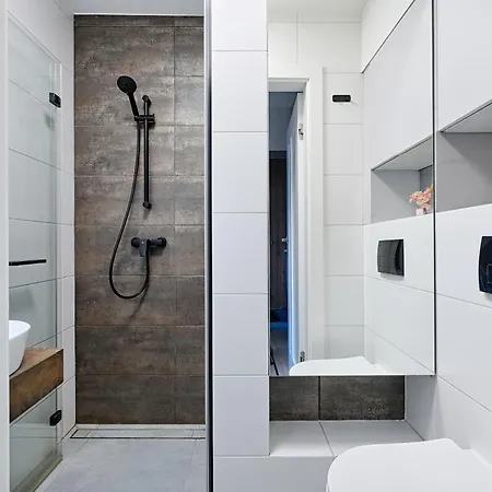 Citycenterapartments-kar4 *